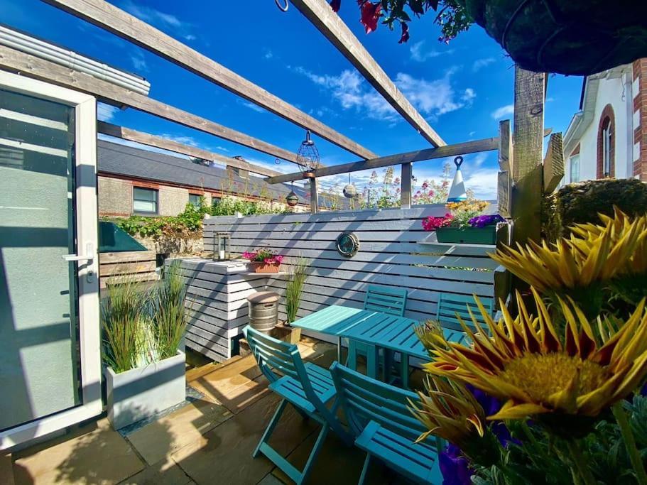 Cosy Retreat In The City Centre Galway Exterior photo